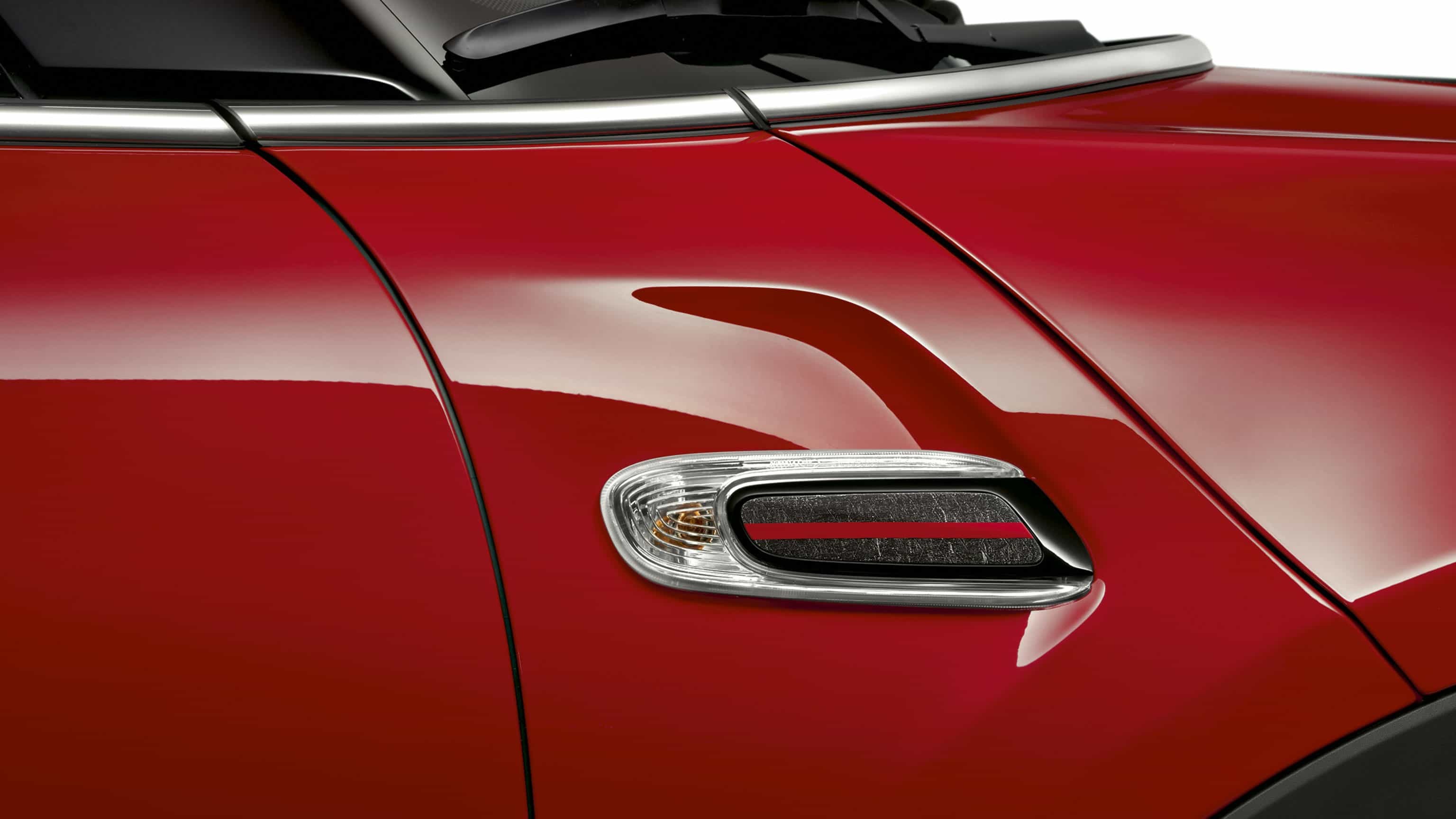 MINI John Cooper Works – rot und schwarz – Side Scuttles im Stitched Carbon-Look MINI John Cooper Works – rot und schwarz – Side Scuttles im Stitched Carbon-Look